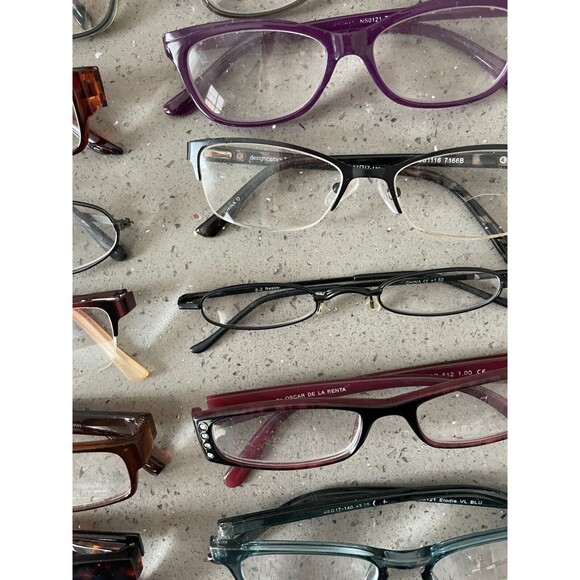 Lot of 18 pcs – Assorted Colors and Styles, Brands Eyeglass Frames Only - Picture 12 of 16